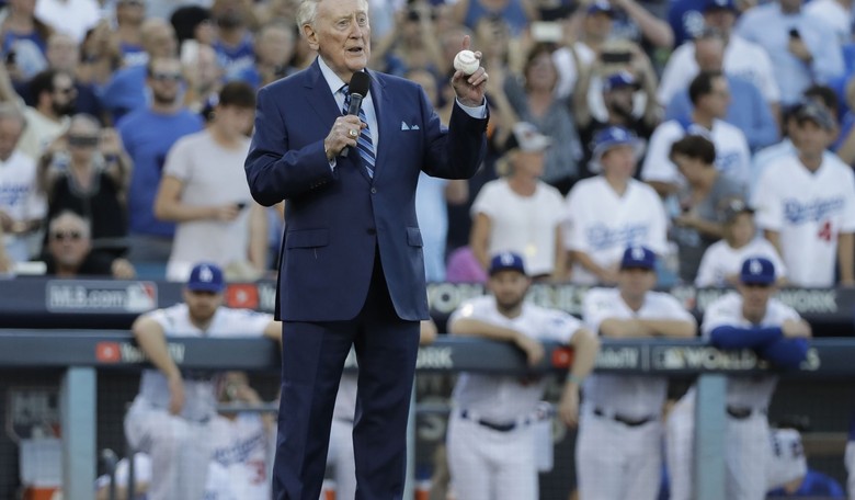 Baseball on the Radio and the Lost Art of Listening