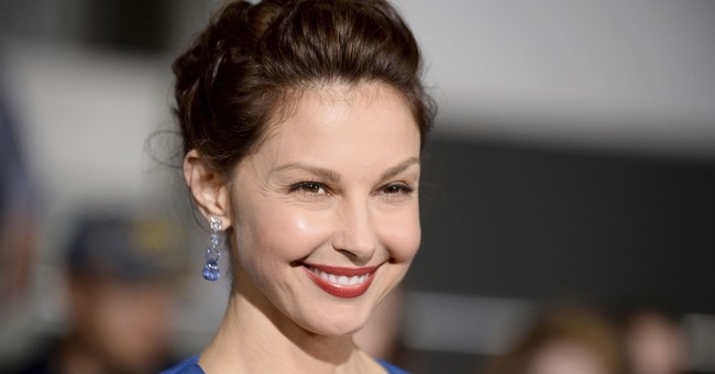 The Piece of Information That Ashley Judd Is Very 'Uncomfortable' Sharing About Her Mother's Suicide