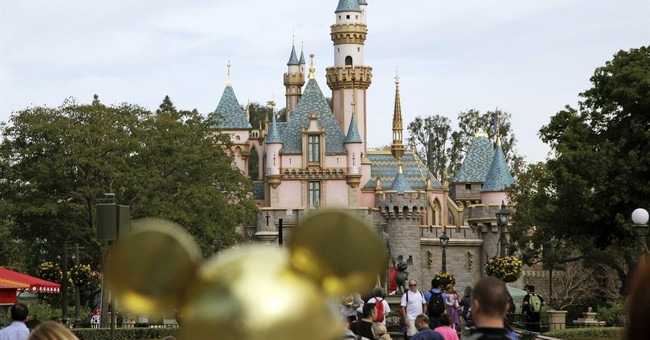 Disneyland Cancels Vital Annual Passholder Program In The Face Of Continued CA Shutdowns