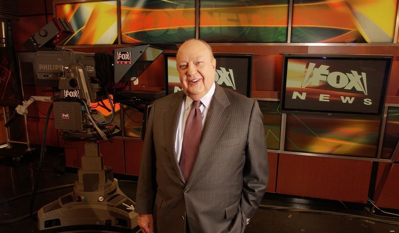 Roger Ailes' Widow Trashes Fox News, Murdochs on Birthday of Late Husband: 'What a Joke'