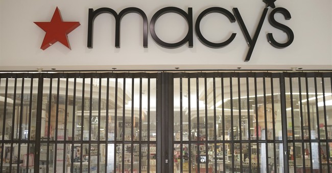 Citizens Take Action at Macy&rsquo;s Attempted Smash and Grab &hellip; Against the Police