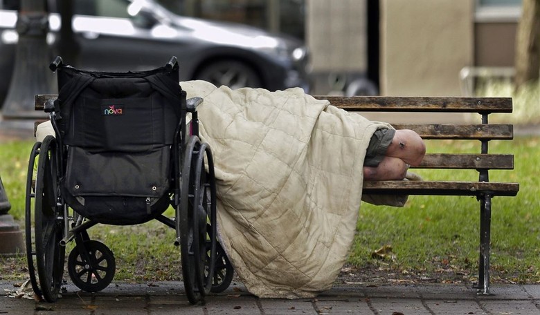 Oregon Democrats Roll out Plan to Pay Homeless People $1K a Month to Spend on Whatever
