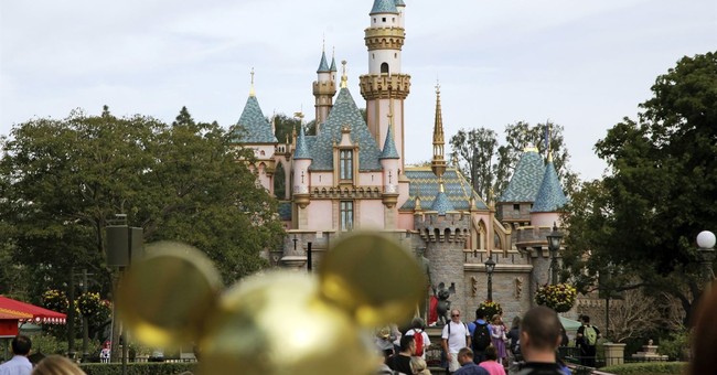 Journalists Lamenting Disneyland Snow White Ride 'Kiss Without Consent' Is 'What's Wrong with the World'