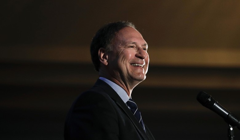 Justice Alito Leaves Progressive Smear Merchants Crying as He Scoops Them on Their Own Story