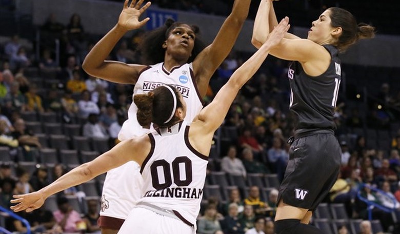 Jesse Kelly Issues Hilarious "Apology" to All the Women's Basketball Fans He Offended