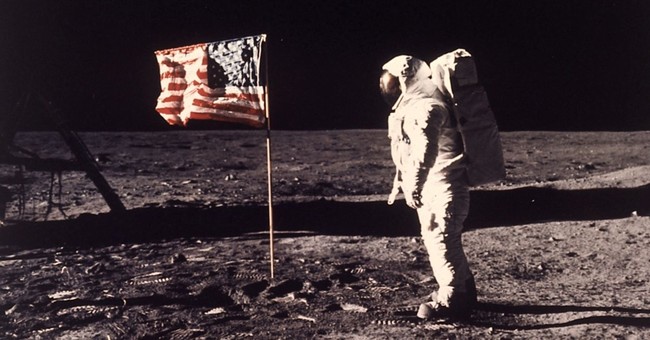 Nod to Buzz Aldrin – A Living, Thinking Pioneer