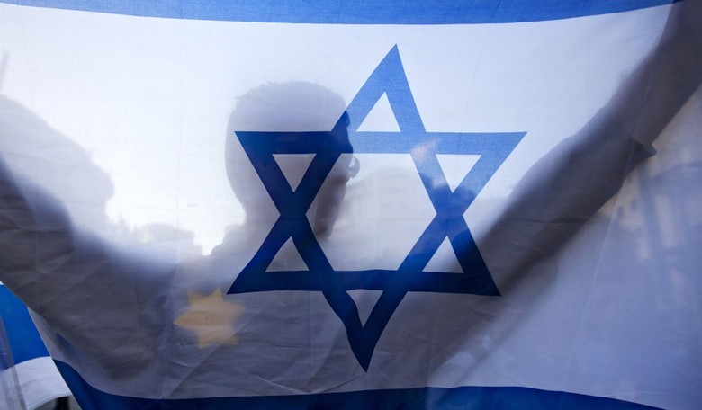 Alums of Jewish-Founded Private School Outraged by Headmaster’s Condemnation of Anti-Semitism