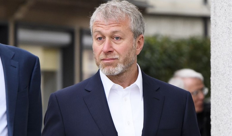 Did Russia attempt to poison Ukrainian members of a peace delegation including a Russian oligarch?