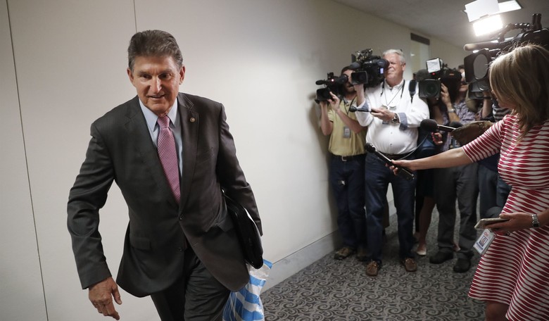 Washington Post: Manchin's $1.8 trillion offer on BBB is no longer on the table