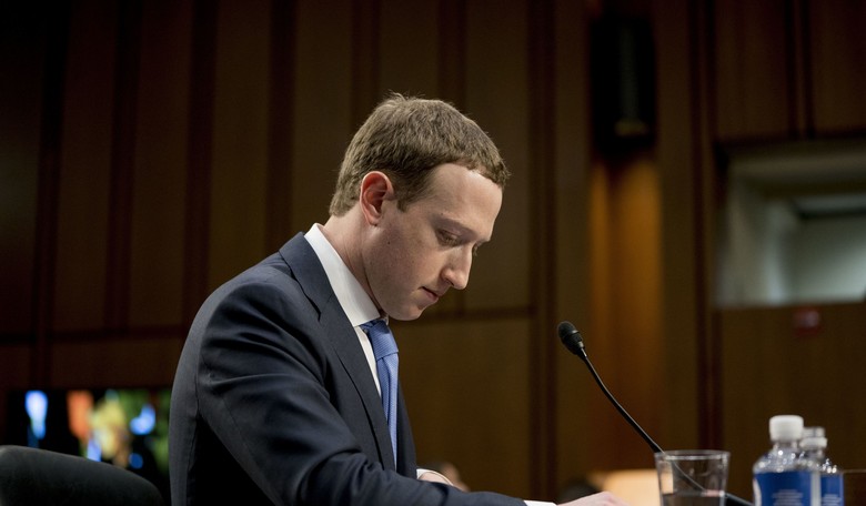 'Public Safety Threat': Florida AG Demands Mark Zuckerberg Combat 'Sex Trafficking' on Meta Platforms