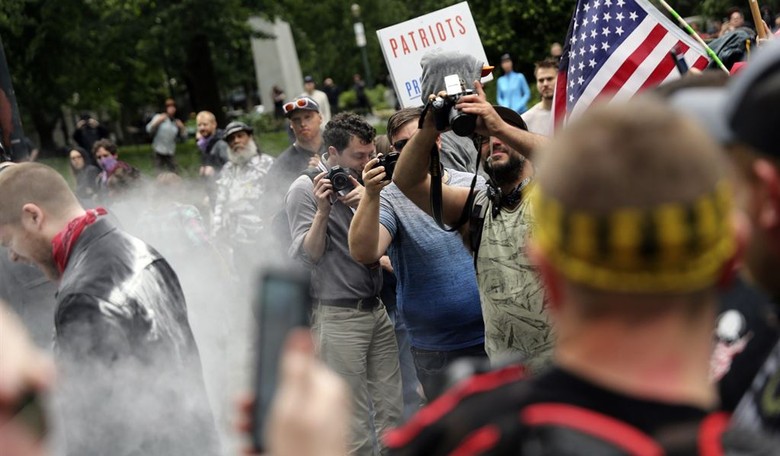 The Left Preps for Civil War: 'The Potential for Violent Conflict Is High'