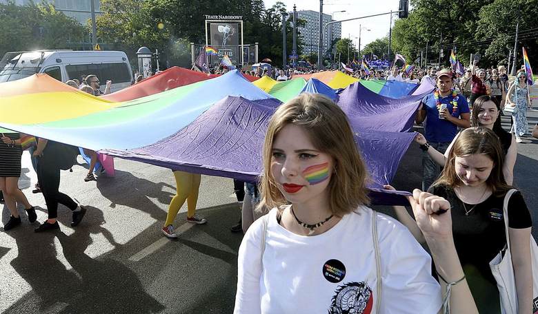'They're Not My Kids': Teacher at Pride Parade Tells Reporter She Doesn't Care if Kids Are There