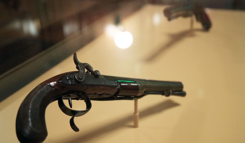 Tennessee Will Now Allow Felons To Own Guns...Of A Sort