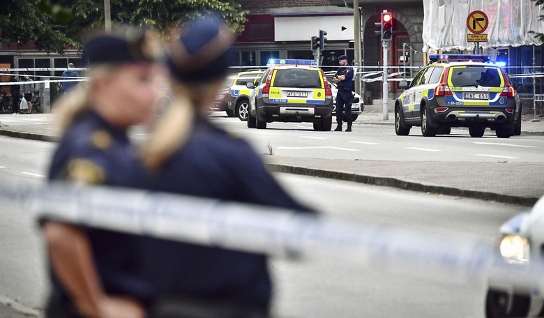'It's Not a Gang, It's Cultural Differences!': Sweden, Immigration, and Bombs in Bins