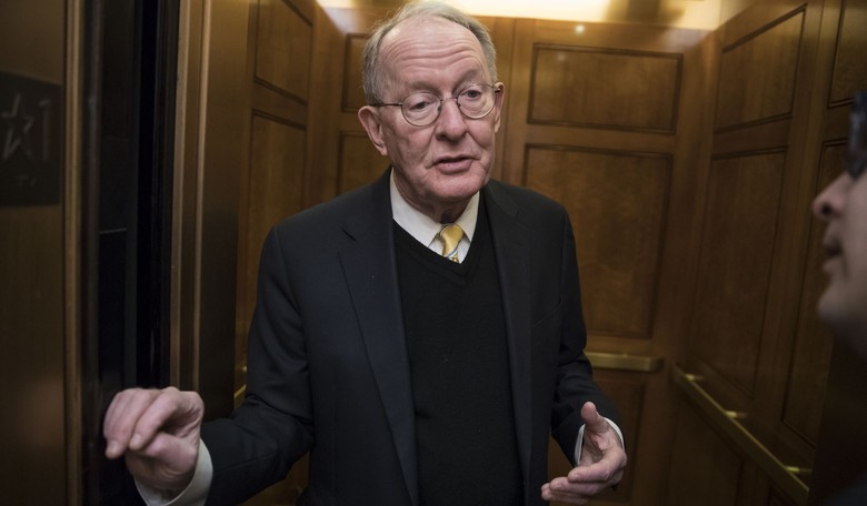 'Crisis!!!': Congress Should Practice #SocialDistancing from Socialist Medicine
