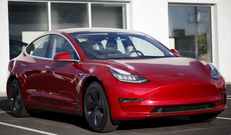 The big winner of the UAW strike: Tesla (And the big loser: Biden)