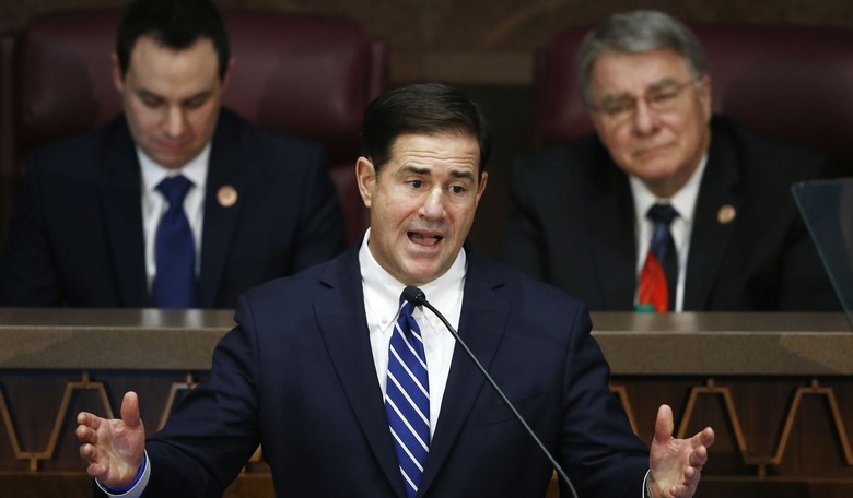 Arizona Gov. Ducey Calls Democrats 'Incompetent', Confident of GOP Victory in Midterms in Reagan Library Speech
