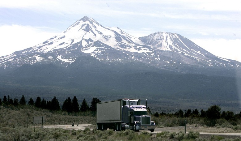 Four House Democrats join Republicans to save the truckers