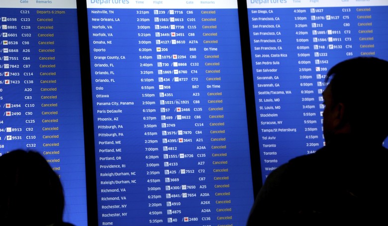 'The Hill' Gets Mocked Into Next Week Over Tweet on How to Deal With Over 8K Flight Cancellations