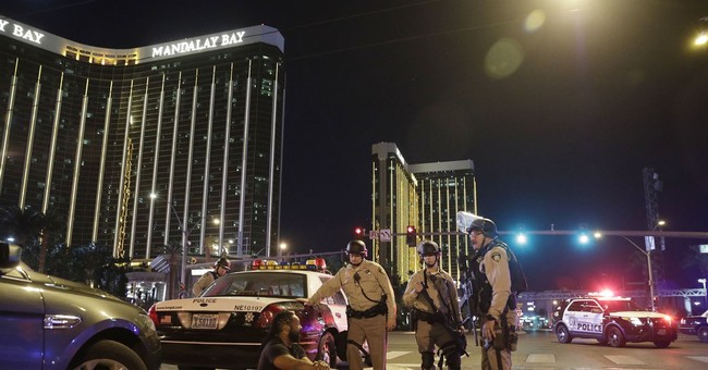Las Vegas Police We Don T Know Mandalay Bay Shooter S