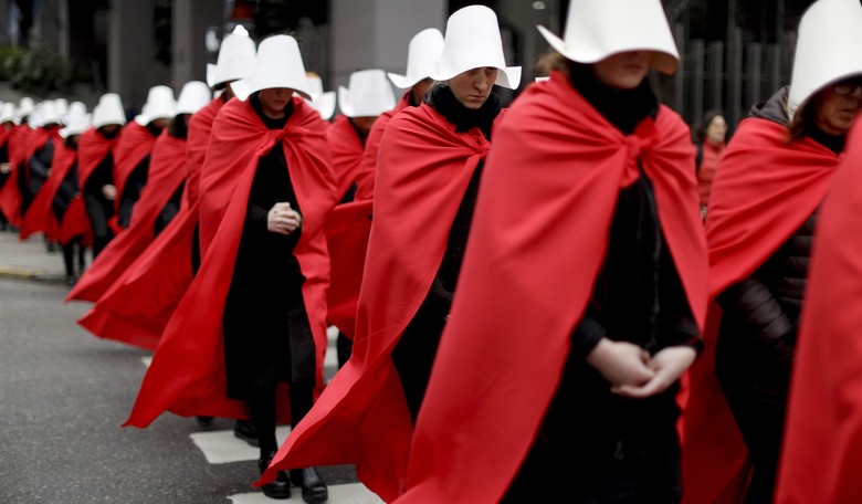 Pearls Are Clutched After 'Handmaid’s Tale' Author Goes Full J.K. Rowling on Gender Identity Debate