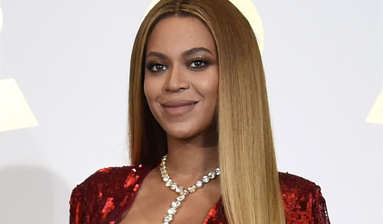 Beyoncé Betrays the LGBT Community, Teaches Them She's a Business, Not a Friend
