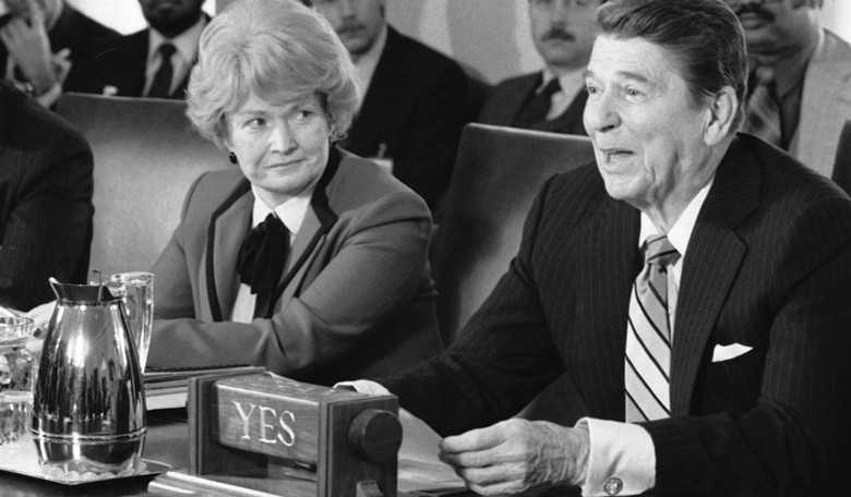 A Republican Governor Casts His Presidential Vote - for Ronald Reagan