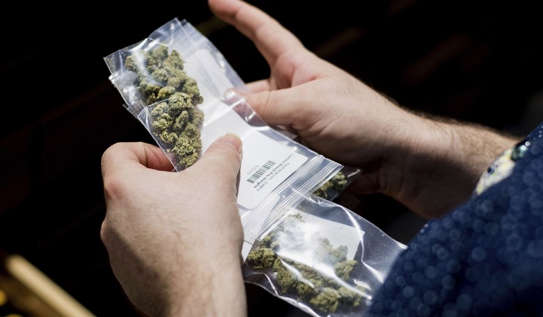 DOJ asks SCOTUS to uphold gun ban for cannabis users