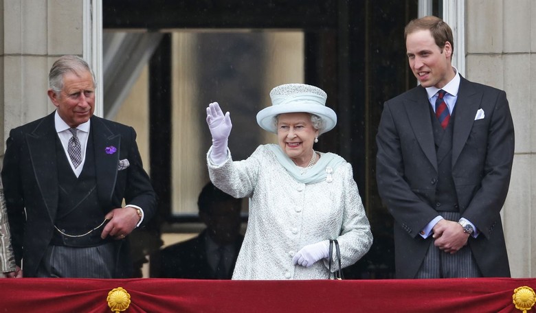 King Charles III and PM Liz Truss Issue Statements After Queen Elizabeth II's Death