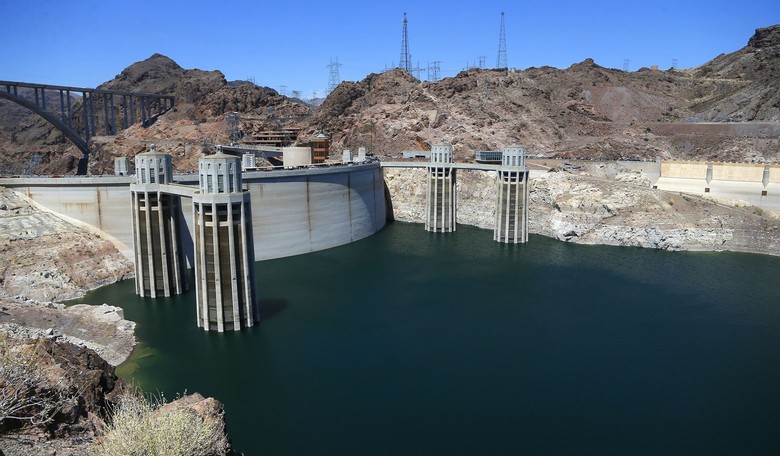 Updated: Report: Explosion at Hoover Dam, Cause Unknown