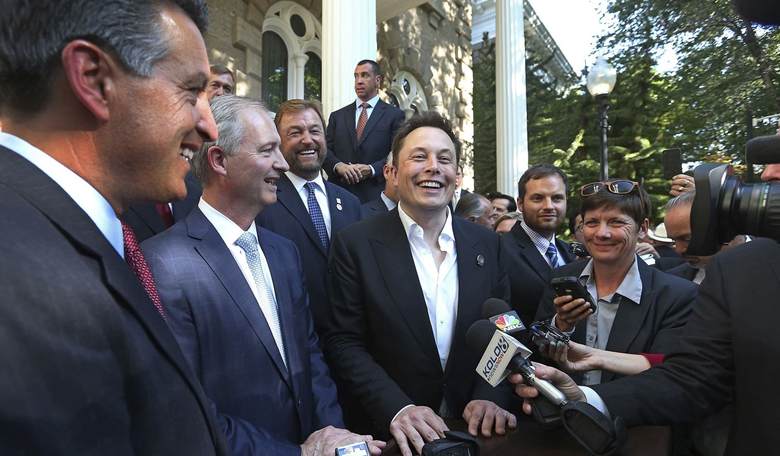 Elon Musk Calls Unions' Stranglehold Over Biden Admin 'Next-Level Insanity'