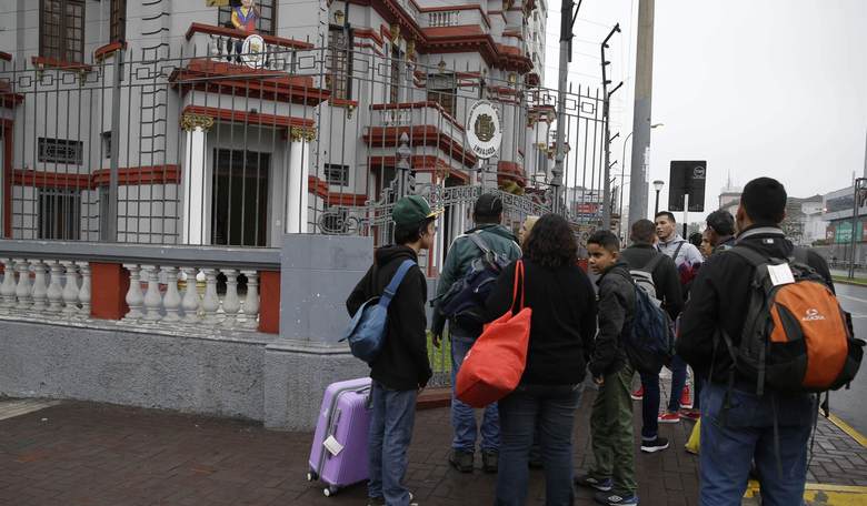 Border Bypass: Biden Admin Lets 221K+ Migrants Fly Directly Into U.S.