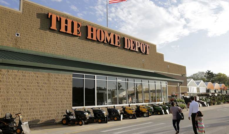 Home Depot Tells Its Staff They're White-Privileged Oppressors and Marginalized Victims