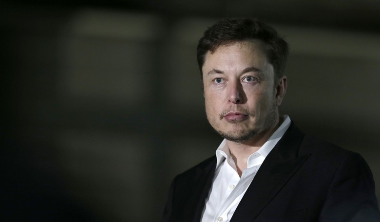 Musk lifts reporters' suspensions. Is Elon okay?