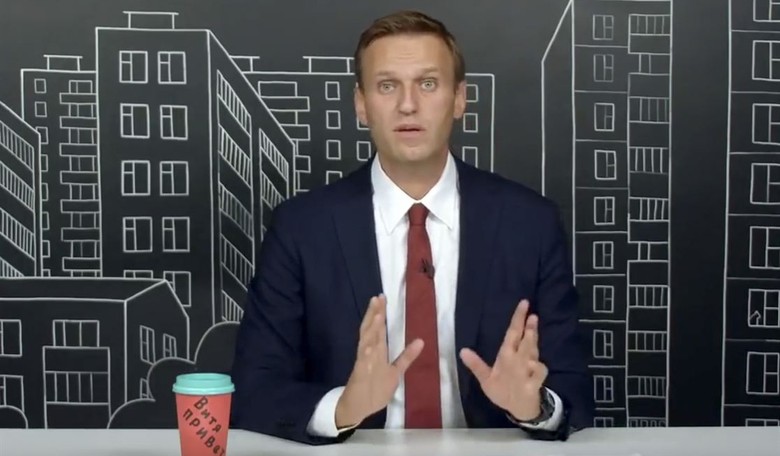 Alexei Navalny's Doctor Says Kremlin Critic Could 'Die at Any Moment'