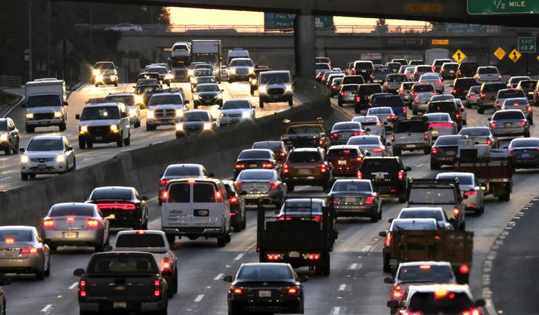'Green' California Finalizes Ban on Sale of Gas-Powered Cars, Third of US Auto Market Likely to Follow