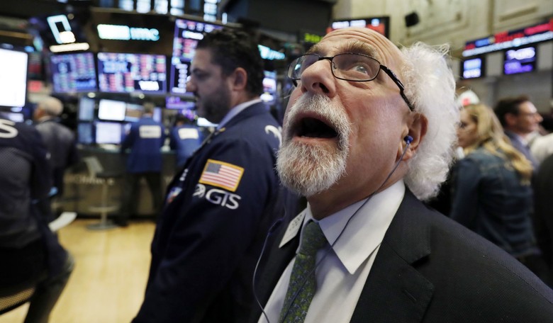 Former NY Times' Reporter Tweets 'Dow Jones Loses 300 Points as Trump Speaks,' Quickly Deletes as Dow Roars Back 2,000
