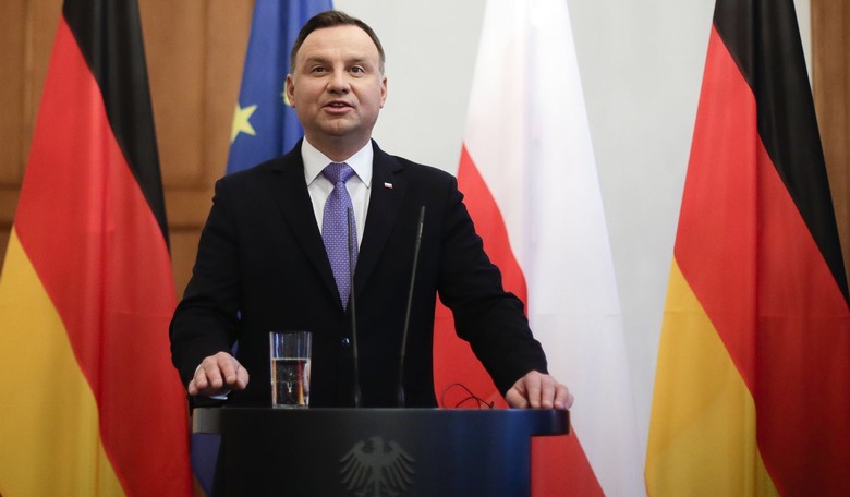 Poland Expels 45 Russian Spies Posing as Diplomats as Fears of Attacks on Ukraine Supply Route Looms