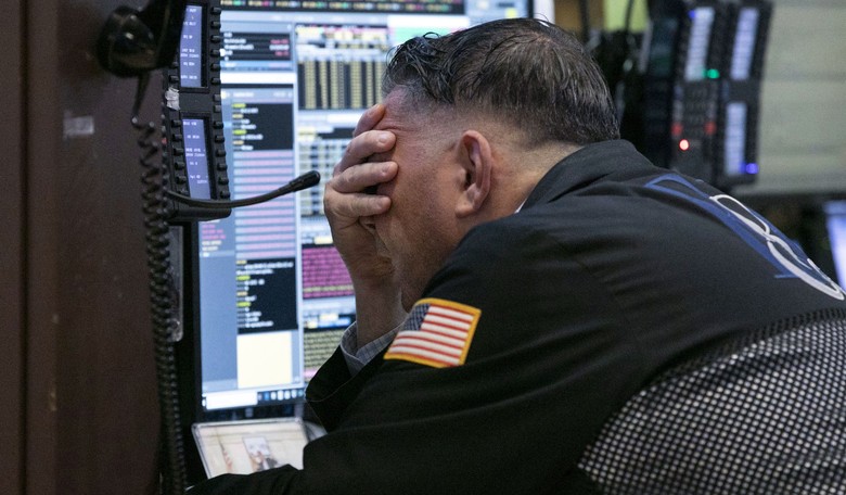 Silicon Valley Bank Shareholders Sue the Parent Company for Unspecified Damages