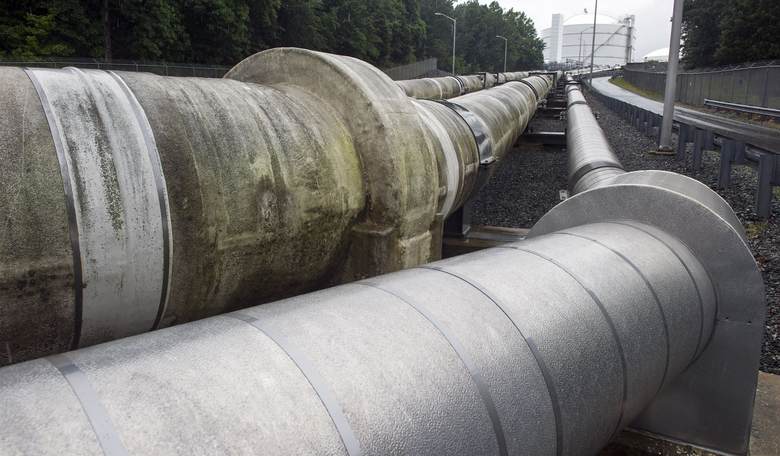 Europe now has a natural gas oversupply (if you include ships waiting to unload)