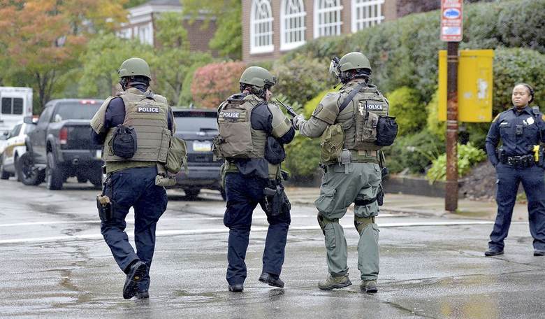 FBI Accused of Massively Undercounting 'Good Guy With a Gun' Interventions in Active Shooting Situations