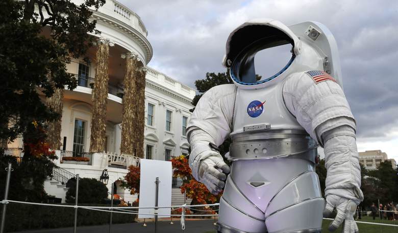 In the Literal Footsteps of Apollo 11, Manned American Space Flight Returns with NASA SpaceX Launch Today