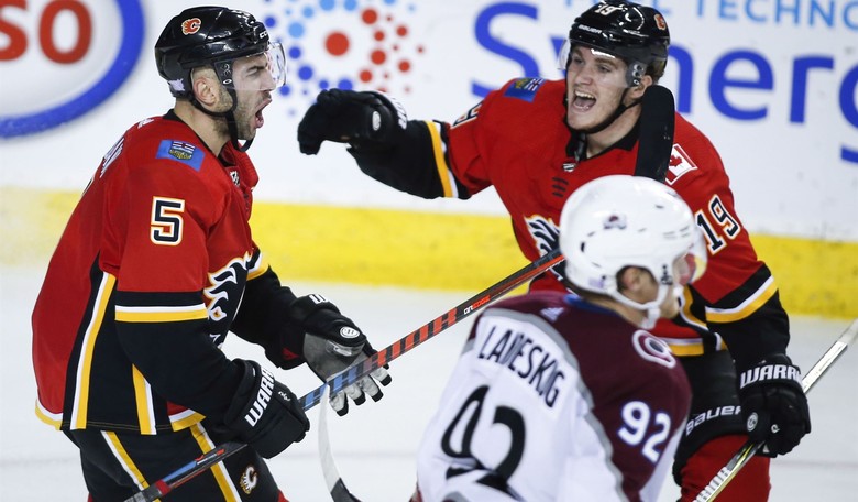 Daily Sports Roundup: Kevin Durant and Kyrie Irving Updates, and Will Matthew Tkachuk Leave Calgary?
