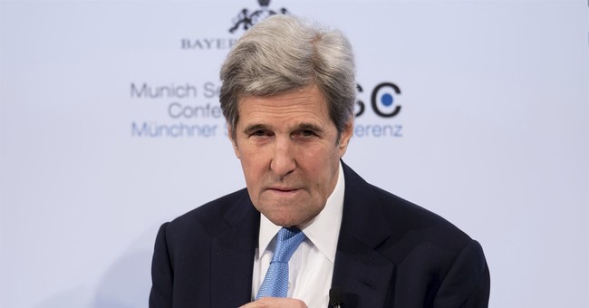John Kerry Admits to Meeting With Iran About Nuclear Deal, Lawmakers Accuse Him of Violating Logan Act
