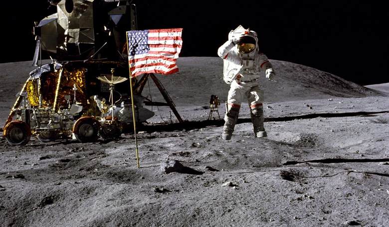 One Giant Leap for Kittenself Kind: NASA Invites Employees to Pick Their Pronouns