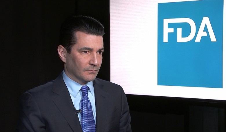 Pfizer Board Member Scott Gottlieb Pressured Twitter to Censor Vaccine Criticism
