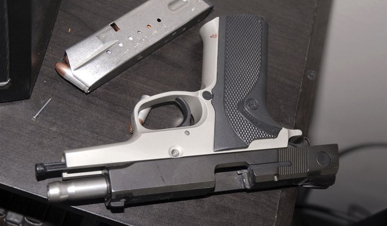 Trio Of Fort Campbell Soldiers Charged With Running Guns To Chicago