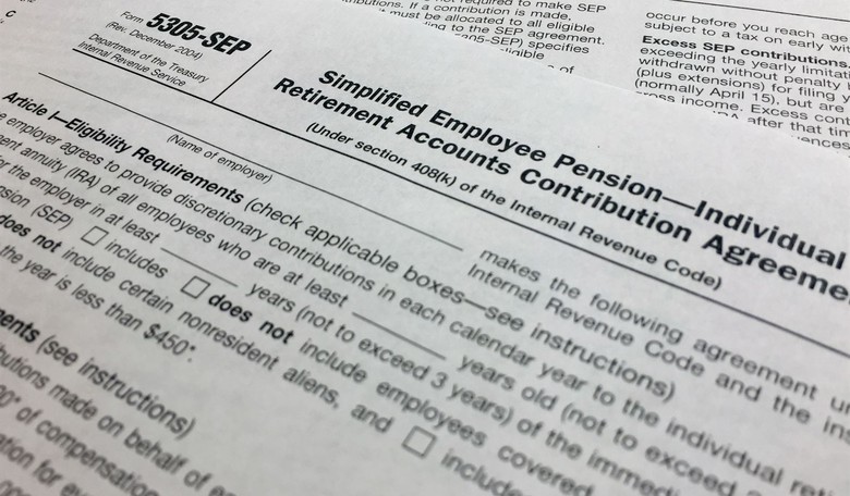 Massive Fraudster Receives Federal Retirement Benefits