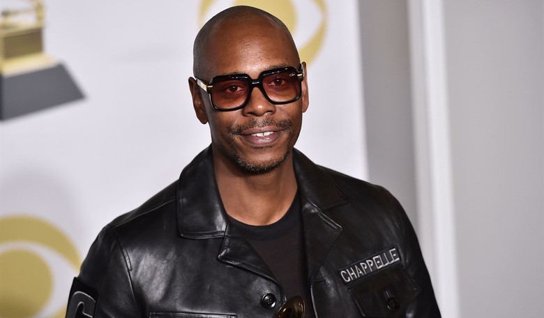 Dave Chappelle Explains Trump's Popularity to an SNL Crowd That Thinks He's Joking