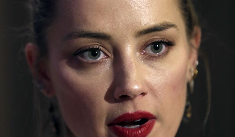 Johnny Depp's Ex Won't Win Any Oscars for Her Performance on the Witness Stand, Either